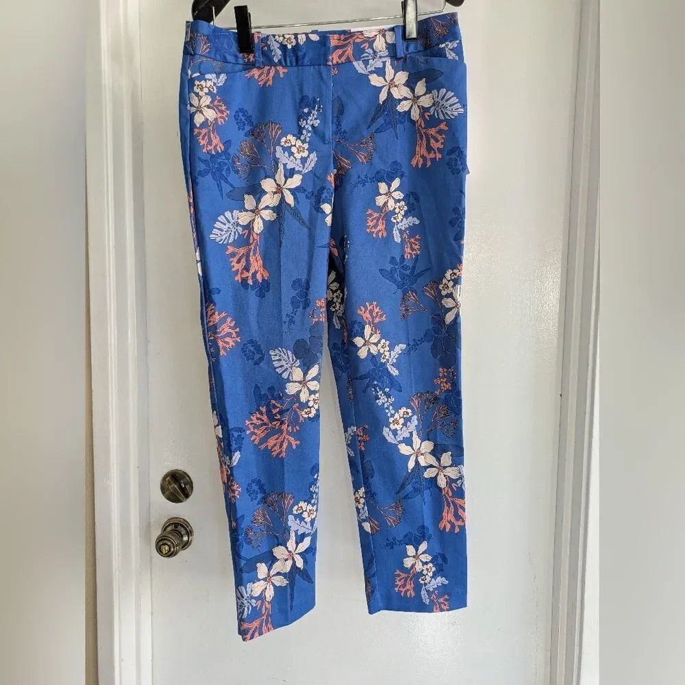 NWT Liz Claiborne Emma Ankle Length Pants Women's Size 8